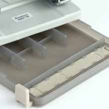 齐心（Comix）B2917N 大号两孔手动打孔器/打孔机 35页 颜色随机